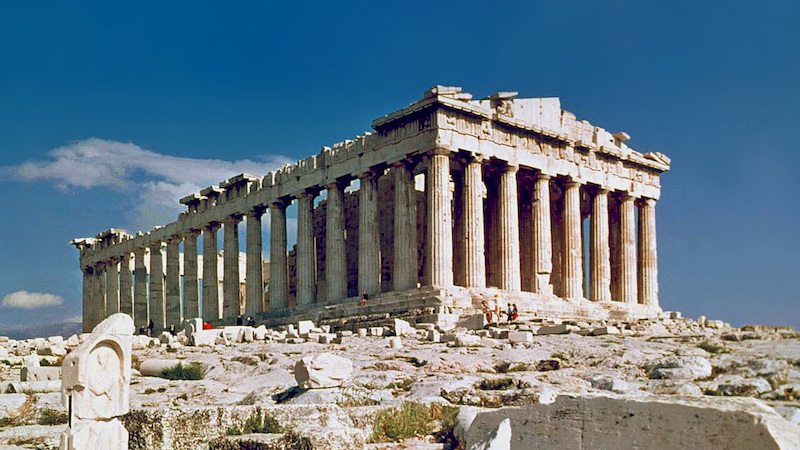 Ancient ruins in Greece or Italy